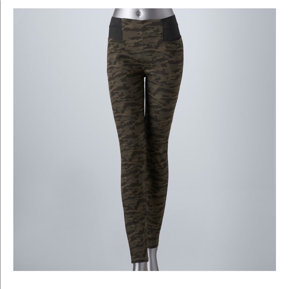 Vera wang camo leggings size small - Picture 1 of 6